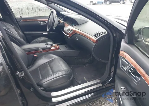 2008 Mercedes-Benz S 63 Amg z USA, uszkodzony, nr VIN WDDNG77X28A175942